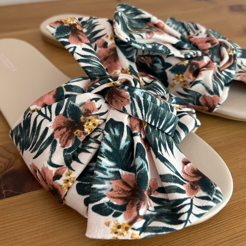 H&M Sandals - Picture 8 of 15